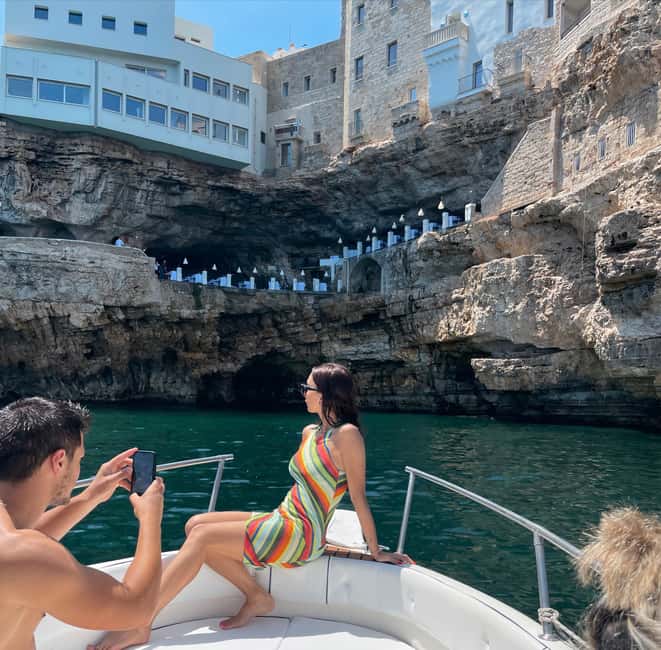 image n.16 of Polignano a Mare: Speedboat Cruise to Caves with Aperitif activity in Polignano a Mare, uploaded by supplier