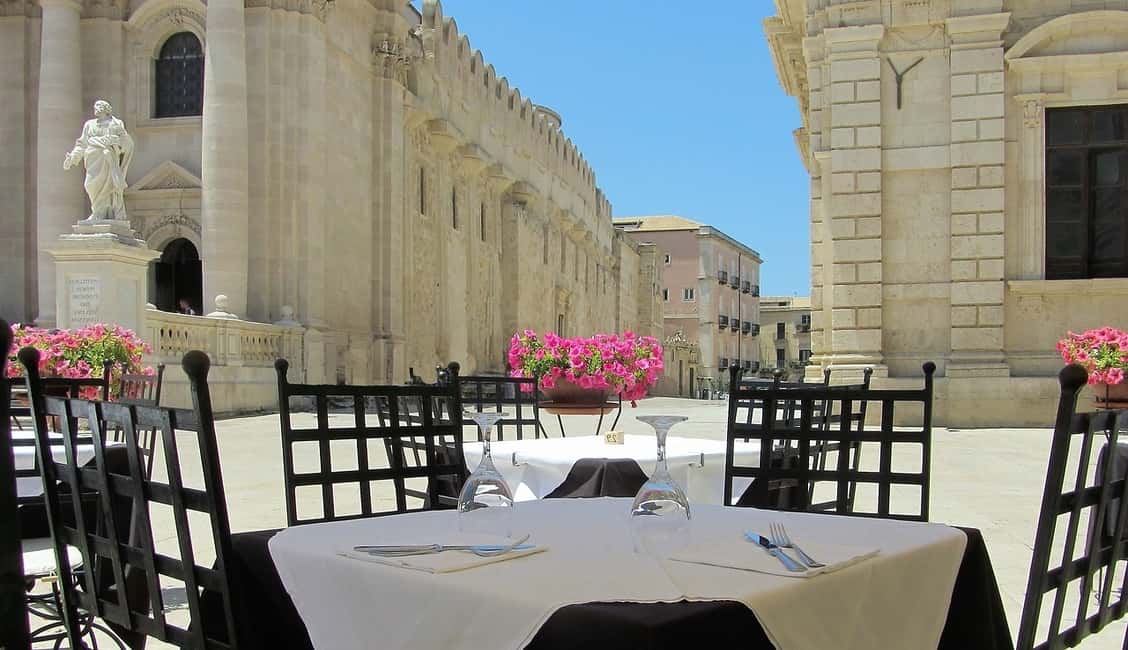 image n.3 of From Taormina: Syracuse and Noto Guided Day Trip by Bus activity in Syracuse, uploaded by supplier