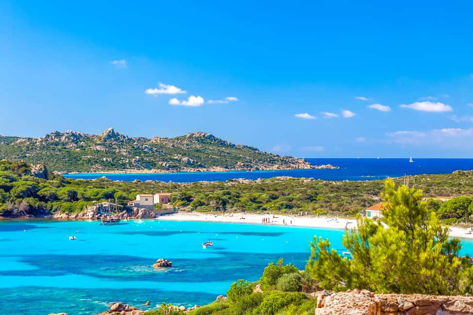 Bild Nr. 2 von Von Palau aus: La Maddalena Archipel Bootstour mit Pasta Aktivität in Sardinien, hochgeladen vom Anbieter