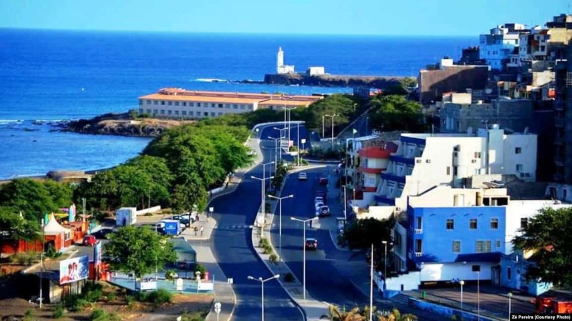 imagem n.1 de Descubra Praia pela perspetiva de um morador local com almoço incluído atividade em Praia, Cabo Verde, carregada pelo fornecedor