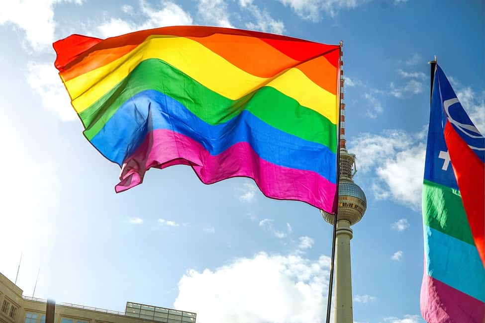 imagem n.3 de Berlim: QueerCityPass com transporte e descontos atividade em Berlim, carregada pelo fornecedor