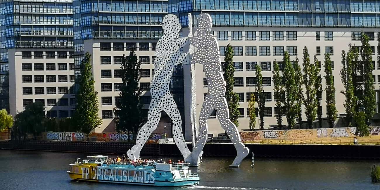 imagen n.º 21 de Berlín: Crucero de 2,5 horas en barco por el lado Este con comentarios actividad en Berlín, subida por el proveedor