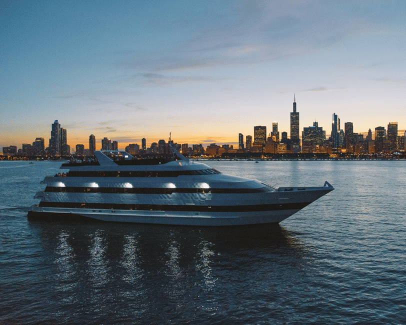 изображение номер 25 мероприятия City Cruises Chicago: Премиум-круиз с обедом или ужином в городе Чикаго, загруженное организатором