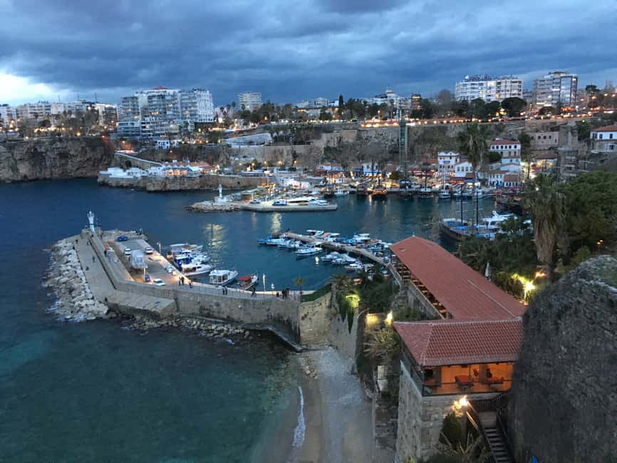 Antalya içindeki Antalya: Tatlı Tadımı ile Eski Şehir Yürüyüş Turu etkinliğinin tedarikçi tarafından yüklenen 2 no'lu görseli