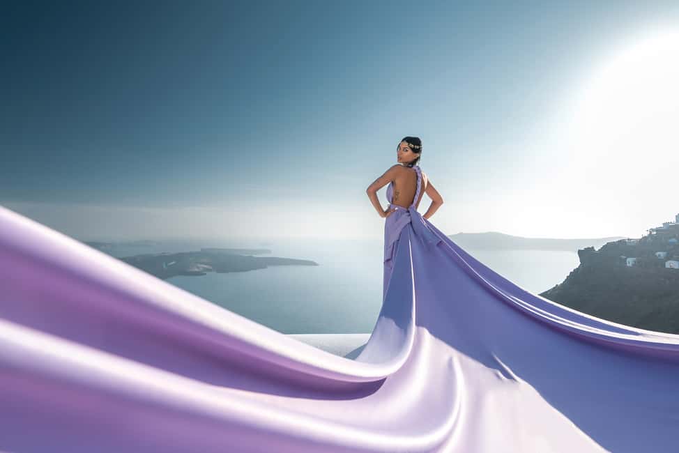 imagem n.16 de Santorini: Sessão fotográfica com vestido voador atividade em Fira, Santorini, carregada pelo fornecedor