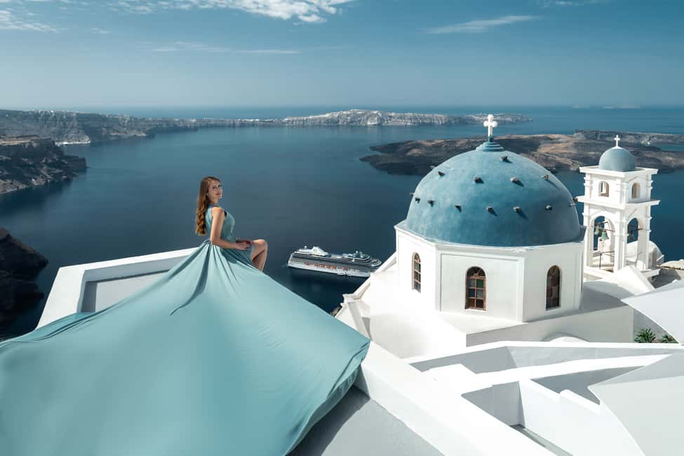 imagem n.24 de Santorini: Sessão fotográfica com vestido voador atividade em Fira, Santorini, carregada pelo fornecedor