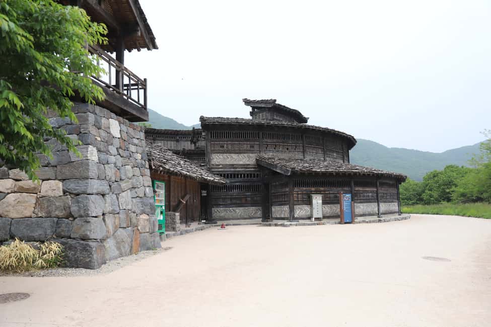 image n.14 of From Seoul: Round-Trip Transfer to Dae Jang Geum Park activity in Yongin-si, uploaded by supplier