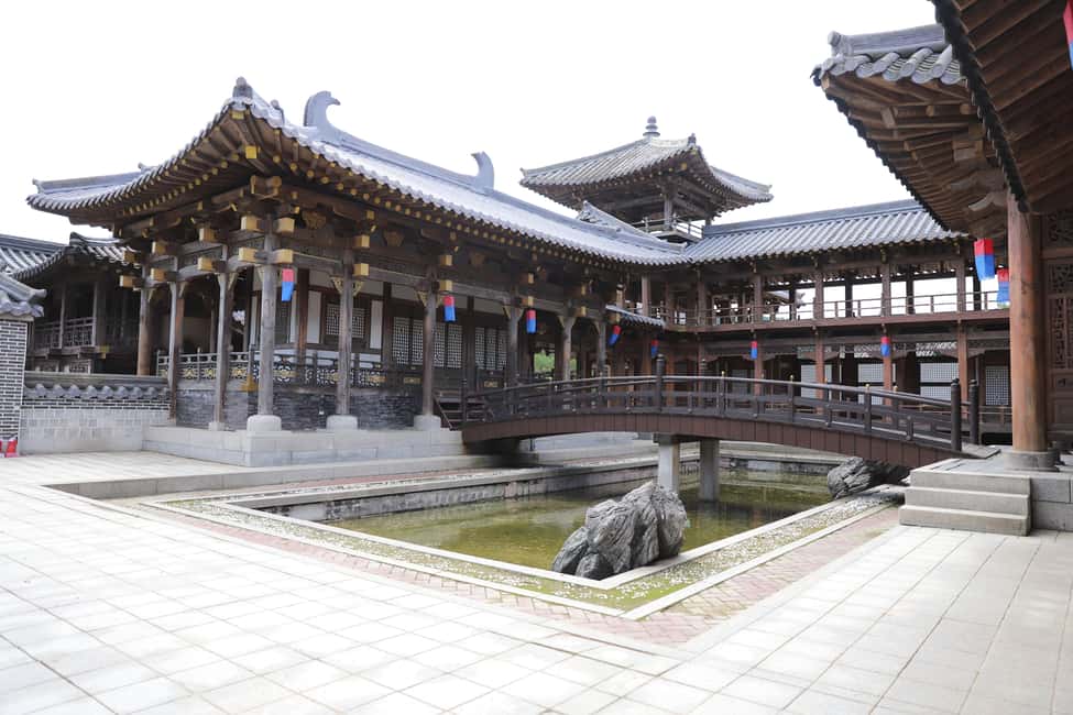 image n.6 of From Seoul: Round-Trip Transfer to Dae Jang Geum Park activity in Yongin-si, uploaded by supplier