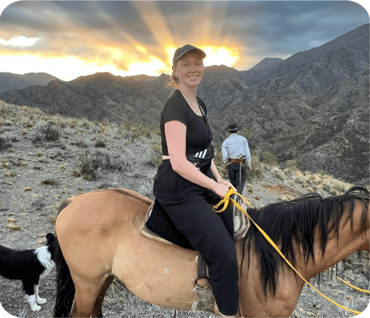 imagem n.7 de Mendoza: Passeio a cavalo ao pôr do sol nas montanhas e churrasco atividade em Mendoza, carregada pelo fornecedor