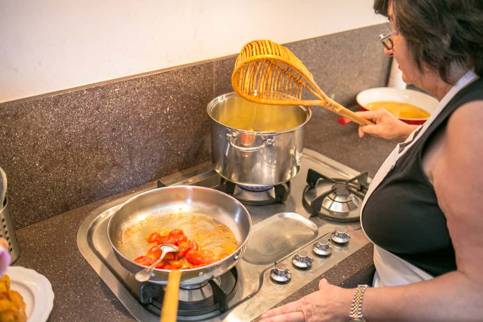 Immagine nº 2 di Treviso: Corso di cucina sulla pasta e sul tiramisù a casa di un locale attività a Treviso, caricata dal fornitore