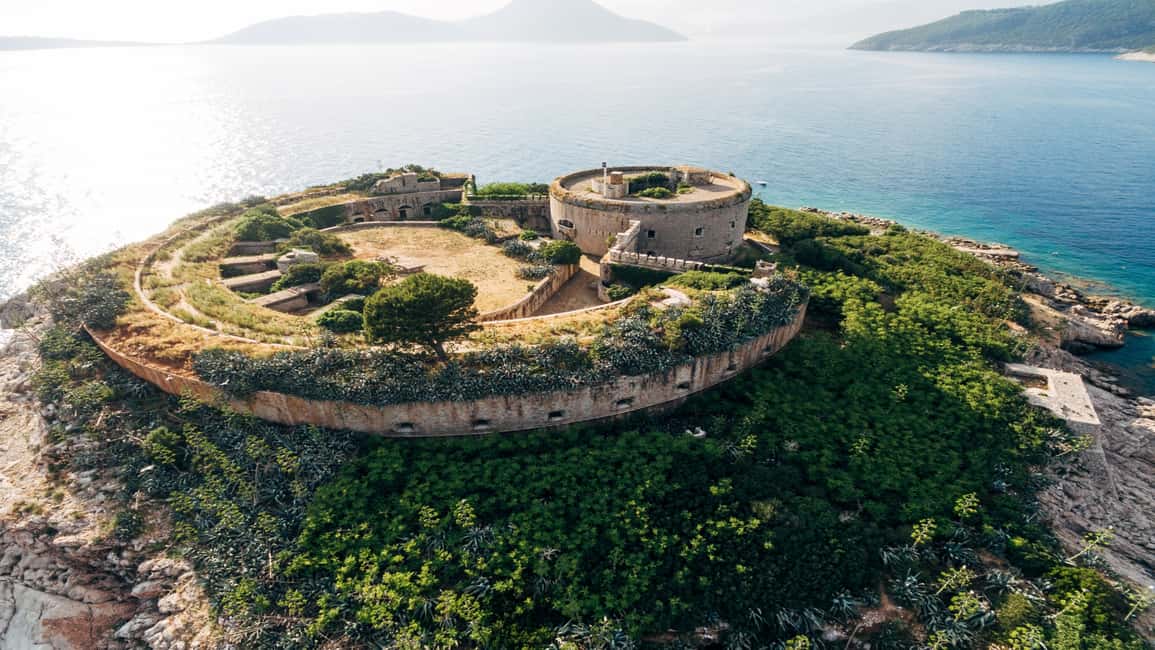 image n.17 of From Budva: Day Cruise to Boka Bay activity in Perast, uploaded by supplier