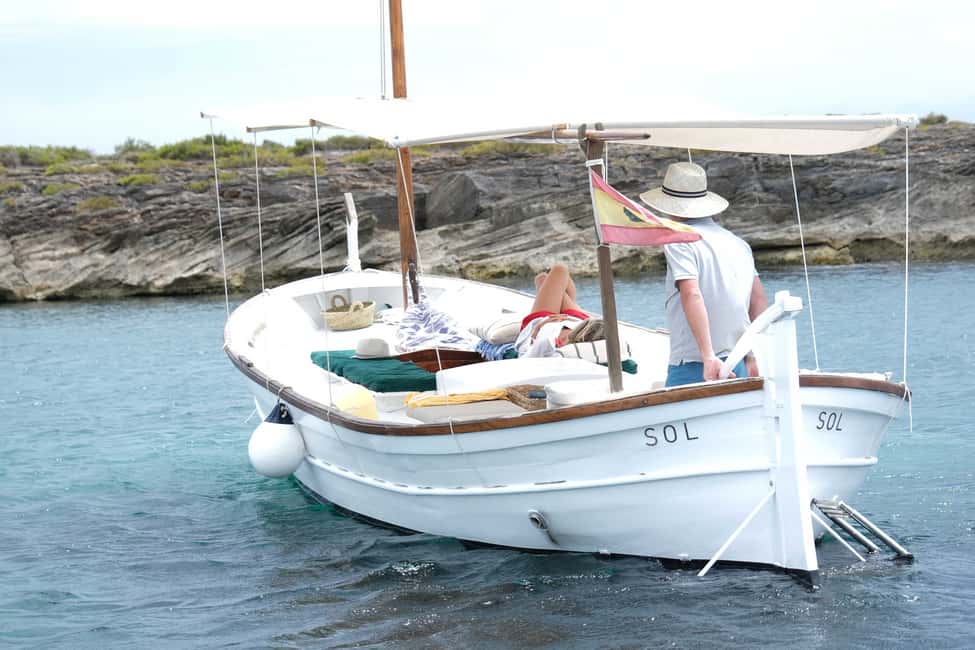 bild nr.3 av Mallorca: Privat båttur till södra stränderna i Llaut aktivitet i Ses Covetes, uppladdad av arrangören