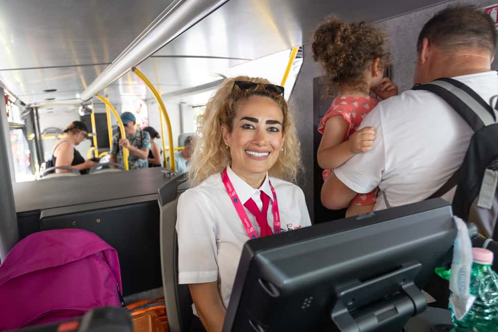 Obraz nr 12 z atrakcji Rzym: Wycieczka krajoznawcza autobusem hop-on hop-off z audioprzewodnikiem w Rzym, przesłany przez organizatora