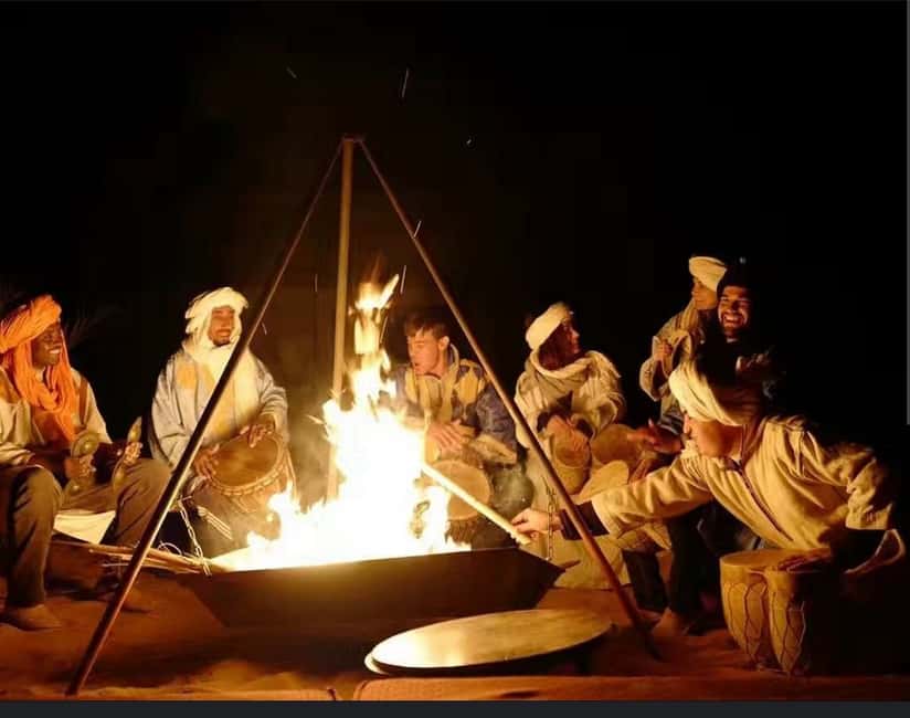 Immagine nº 13 di Marrakesh: Tramonto nel deserto di Agafay, giro in cammello e cena con spettacolo attività a Marrakech, caricata dal fornitore