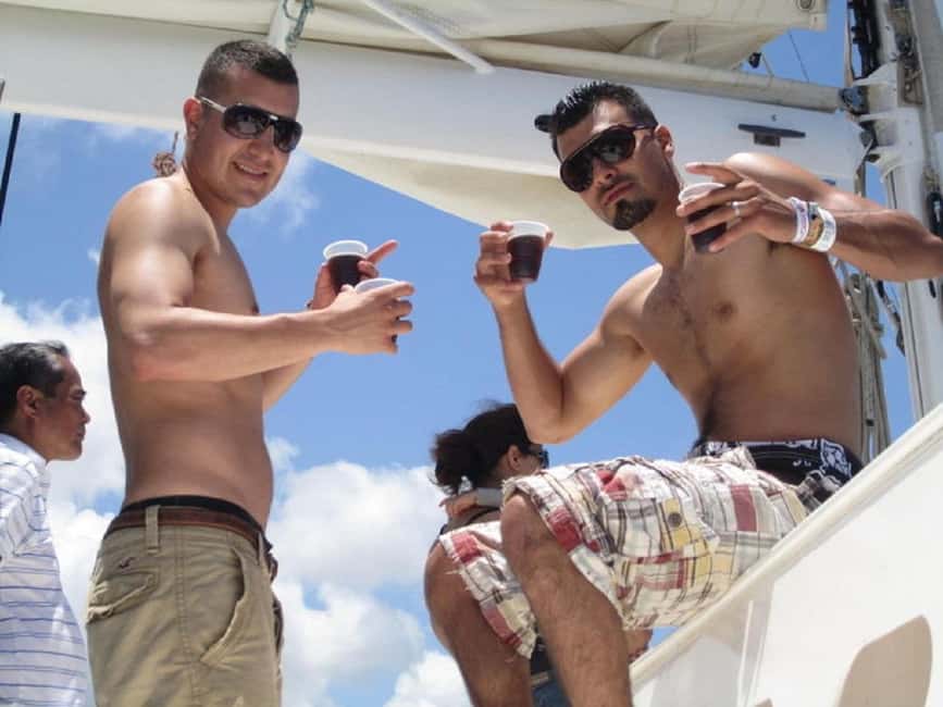 imagem n.7 de SAONA ISLAND: Barco Catamaran com Bar Aberto, Almoço e Mais... atividade em La Romana (Província), carregada pelo fornecedor