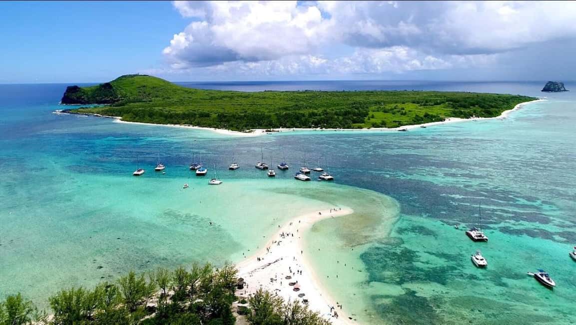 bild nr.10 av Grand Baie: Heldagskryssning med katamaran till Nordöarna aktivitet i Mauritius, uppladdad av arrangören