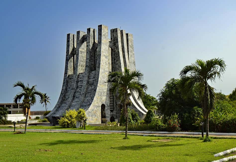 image n.4 of Visit Aburi Garden, Tetteh Quarshie Cocoa Farm & Waterfall activity in Aburi, uploaded by supplier