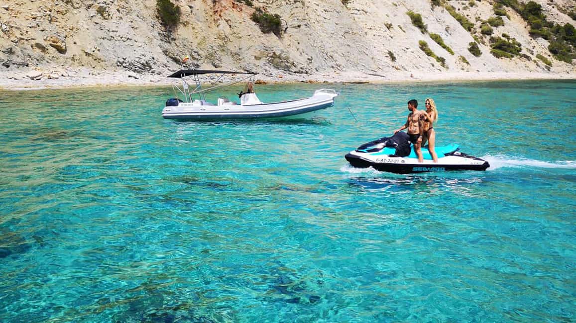 Bild Nr. 11 von Santa Eulalia: Jet Ski Tour mit optionaler Delphin-Suche Aktivität in Balearen, hochgeladen vom Anbieter