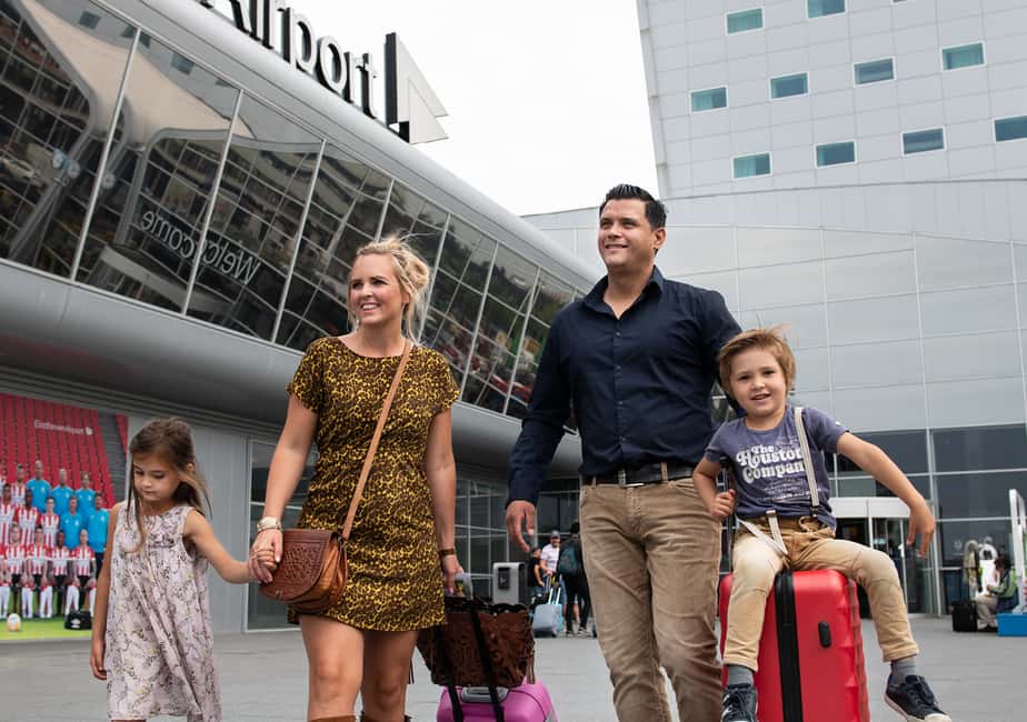 imagem n.2 de Eindhoven: Airport Express Bus de ou para o centro da cidade atividade em Eindhoven, carregada pelo fornecedor