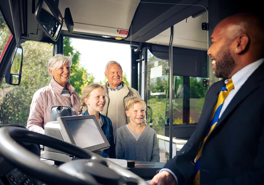 imagem n.4 de Eindhoven: Airport Express Bus de ou para o centro da cidade atividade em Eindhoven, carregada pelo fornecedor