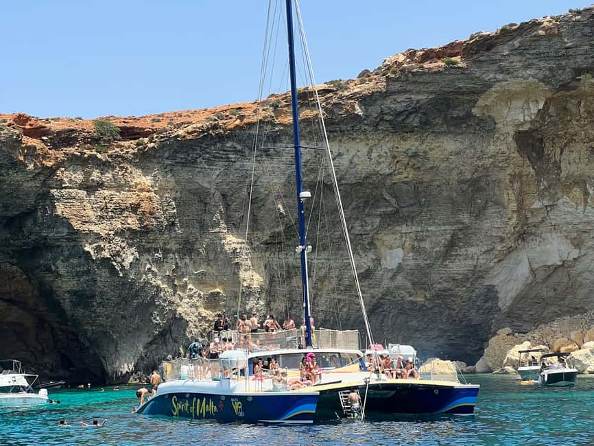 Immagine nº 6 di Comino: crociera in catamarano Blue Lagoon con pranzo e open bar attività a Malta, caricata dal fornitore