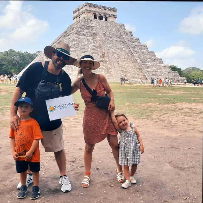 imagem n.7 de Chichen Itza: Excursão a pé guiada atividade em Península de yucatán, carregada pelo fornecedor