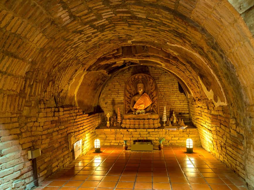 image n.20 of Chiang Mai: Doi Suthep, Wat Umong, and Pha Lat Sunrise Tour activity in Chiang Mai, uploaded by supplier