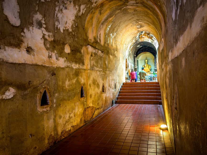 image n.22 of Chiang Mai: Doi Suthep, Wat Umong, and Pha Lat Sunrise Tour activity in Chiang Mai, uploaded by supplier