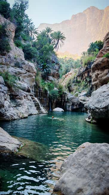 Immagine nº 7 di Muscat: avventura di canyoning nel Wadi Mibam con discesa in corda doppia attività a Regione al-Sharqiyya, caricata dal fornitore