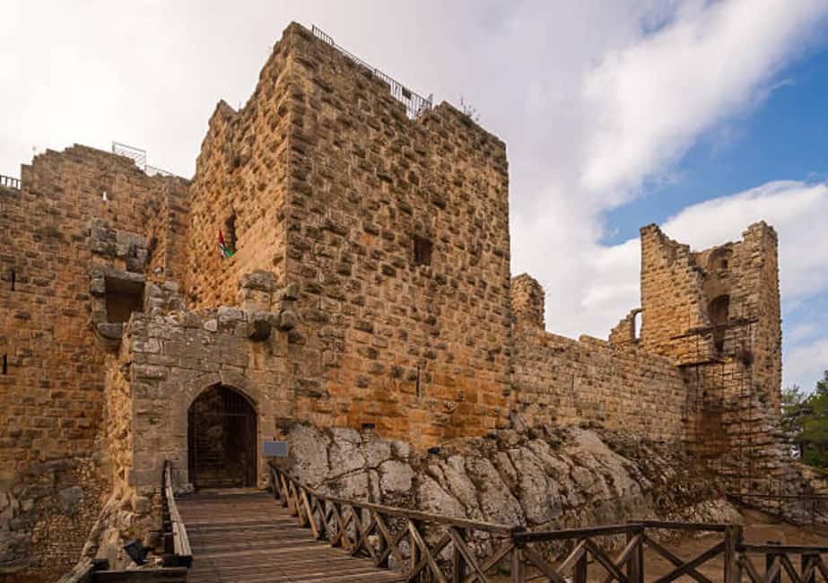 afbeelding n.2 van Vanuit Amman: Jerash, Ajloun kasteel of Umm Qais privétour activiteit in Ajlun, geüpload door aanbieder
