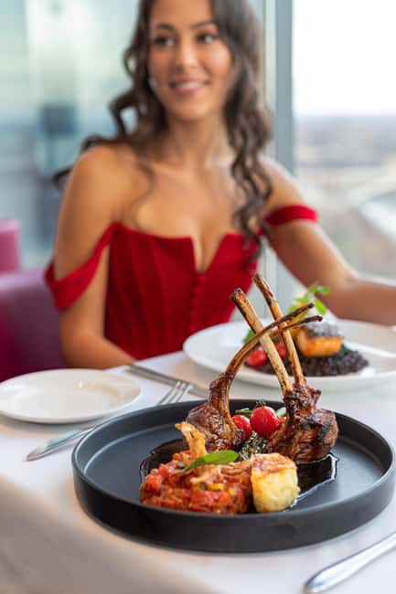 image n.10 of Niagara Falls, Canada: Dining Experience at The Watermark activity in Niagara Falls, Ontario, uploaded by supplier