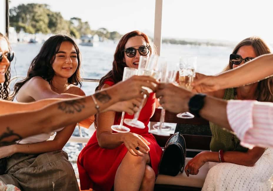image n.5 of Noosa: River and Canals - Day Cruise activity in Noosaville, uploaded by supplier
