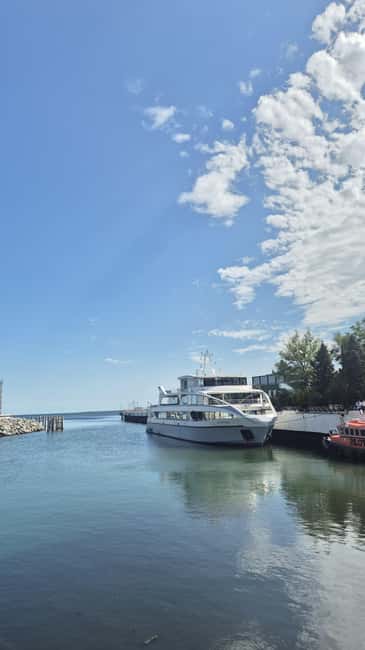 image n.26 of Baku: Caspian Sea Boat Tour with City Skyline Views activity in Baku, uploaded by supplier