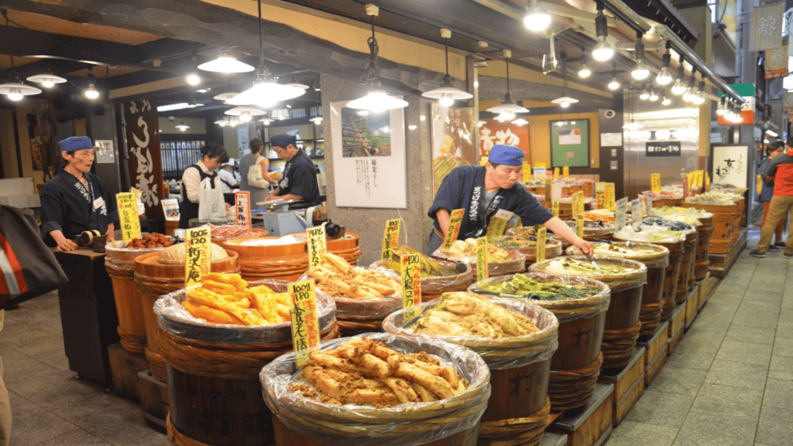 image n.2 of Kyoto: Nishiki Market Food Tour activity in Kyoto, uploaded by supplier