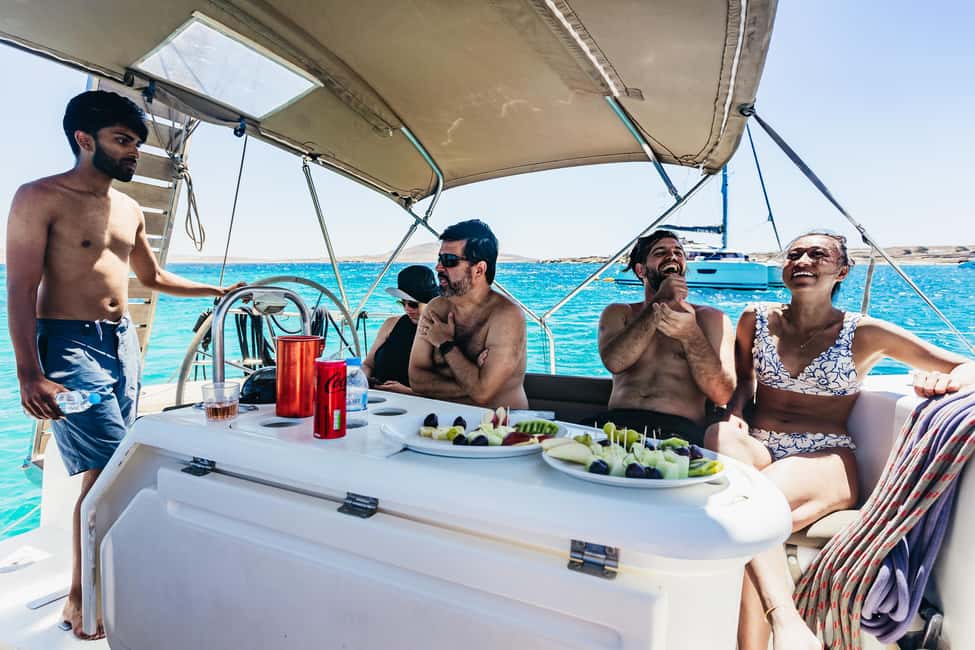image n.4 of Mykonos: Yacht Cruise to Rhenia and Guided Tour of Delos activity in Cyclades, uploaded by supplier