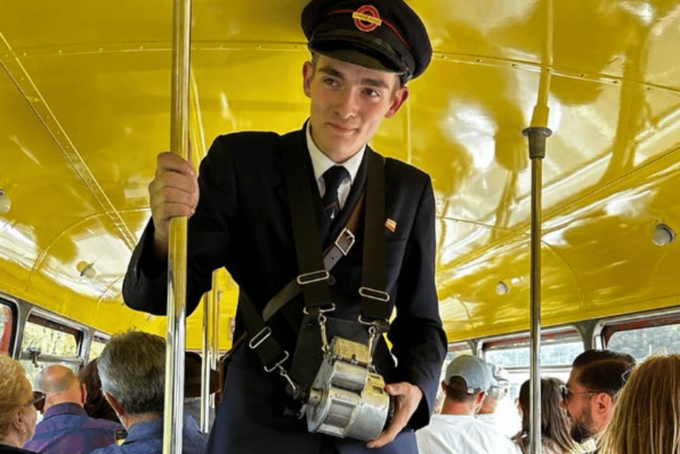 Image N°14 de Depuis Brighton : Visite en bus du Sussex avec déjeuner activité à East Lavington, publiée par le prestataire