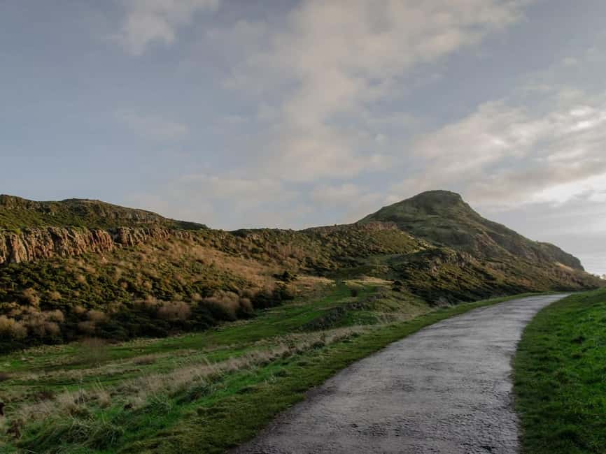 Immagine nº 9 di Edimburgo: tour in e-bike con viste panoramiche attività a Edimburgo, caricata dal fornitore