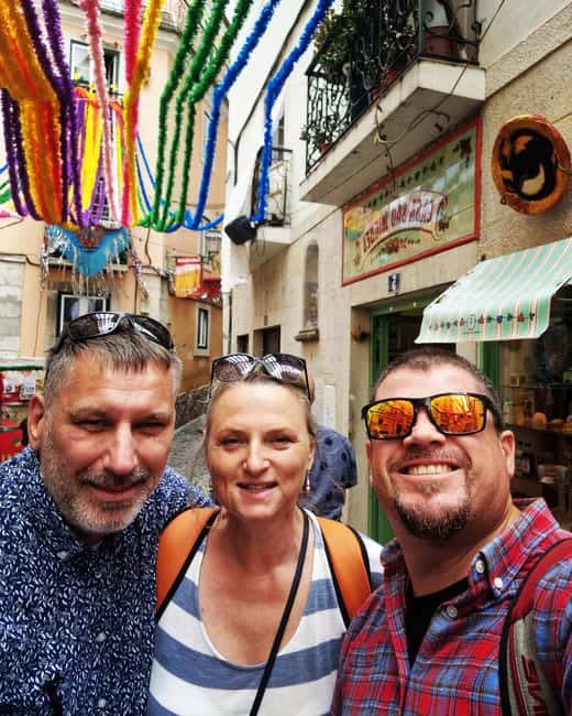 imagem n.17 de LISBOA: Passeios incríveis de Tuktuk com um guia local português atividade em Nazaré, Portugal, carregada pelo fornecedor