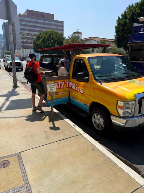 image n.15 of Los Angeles: Hollywood & Celebrity Homes Open-Air Bus Tour activity in Los Angeles, uploaded by supplier