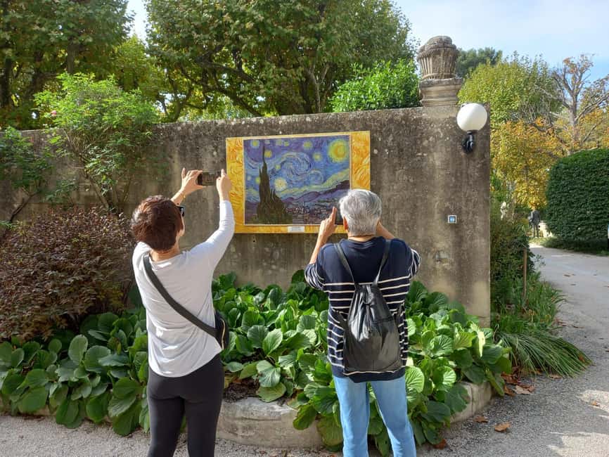 imagem n.5 de De Avignon: Nas pegadas de Van Gogh na Provença atividade em Les Baux-de-Provence, carregada pelo fornecedor
