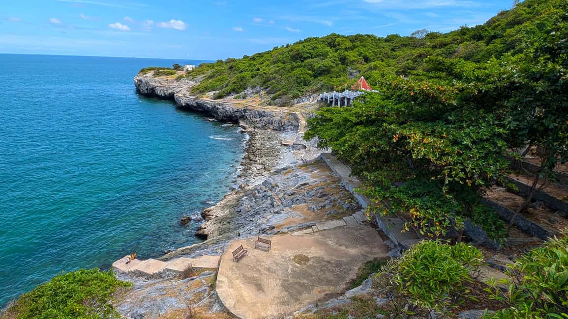 Bild Nr. 6 von Von Pattaya aus: Tagestour Koh Sichang Island mit Tuktuk Tour Aktivität in Bangkok, hochgeladen vom Anbieter