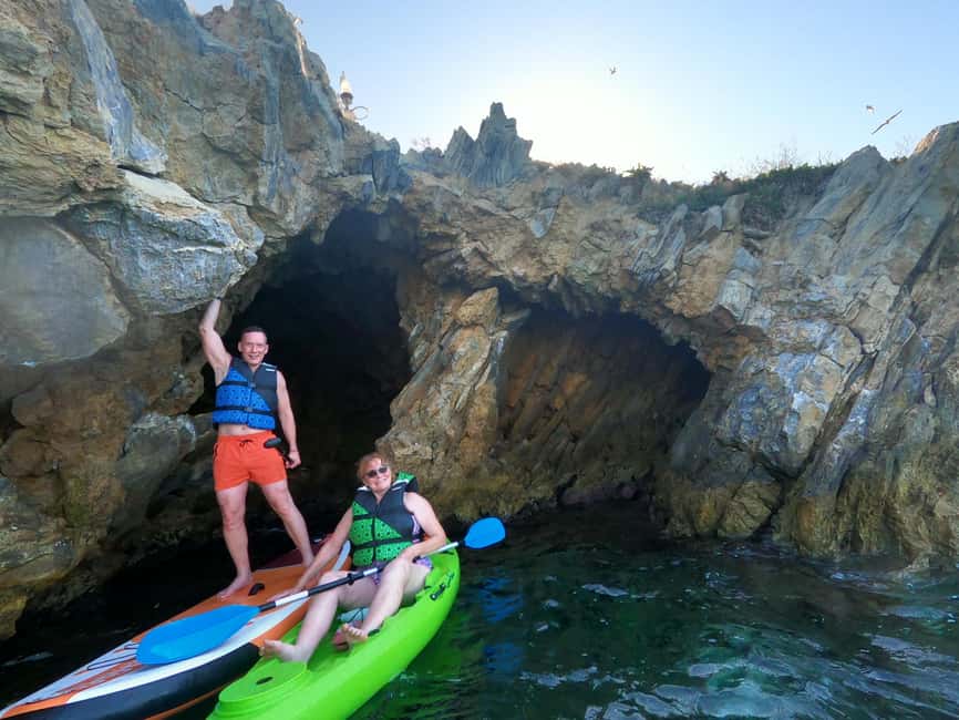 imagen n.º 16 de Skiathos: Excursión guiada en kayak de mar con parada para nadar actividad en Ciudad de Skiathos, subida por el proveedor