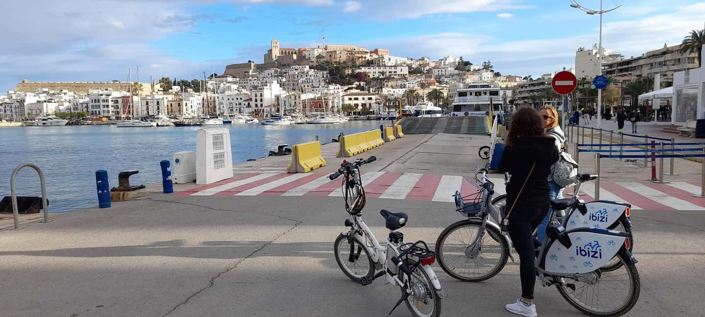 Image N°19 de TOUR DES INCONTOURNABLES D'IBIZA : Du patrimoine de l'Unesco aux plus belles plages activité à Ibiza (ville), publiée par le prestataire