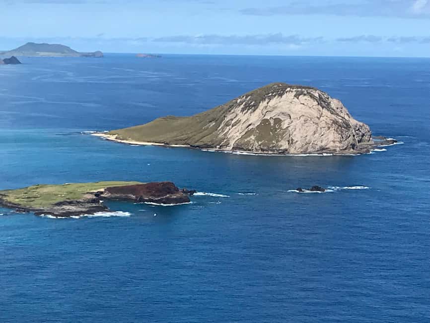 Immagine nº 11 di Oahu: Escursione alle cascate di Manoa e giornata sulla spiaggia del lato est attività a Honolulu, caricata dal fornitore