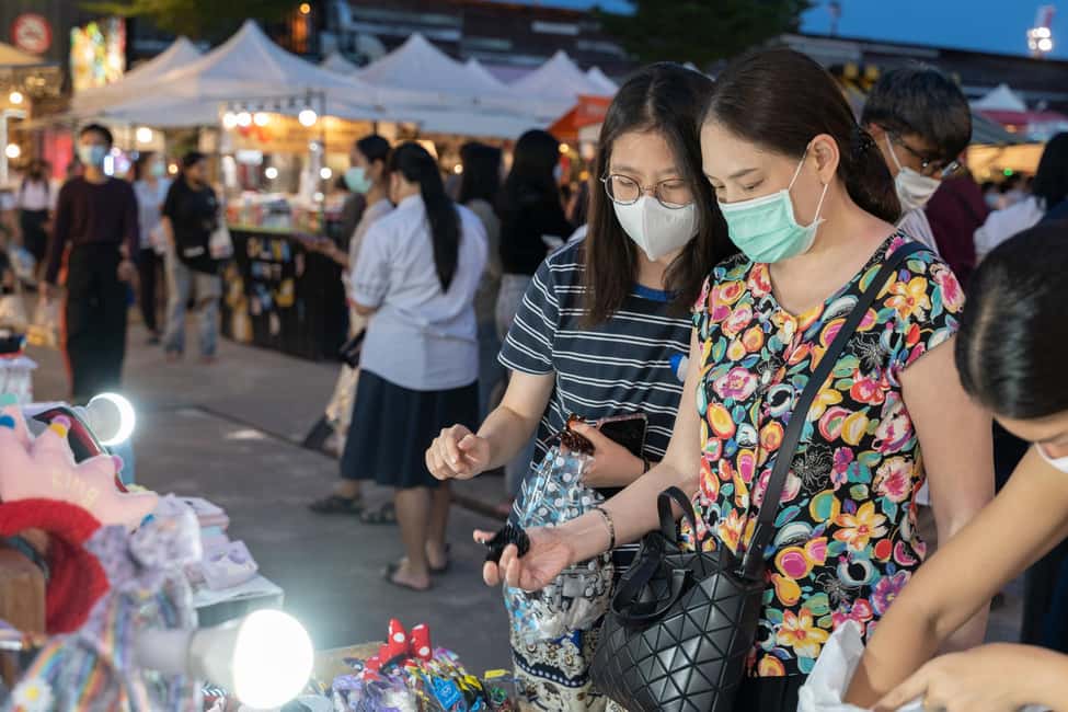 afbeelding n.12 van Phuket: dagvullende stadsrondleiding met avondmarkt activiteit in Phuket (stad), geüpload door aanbieder