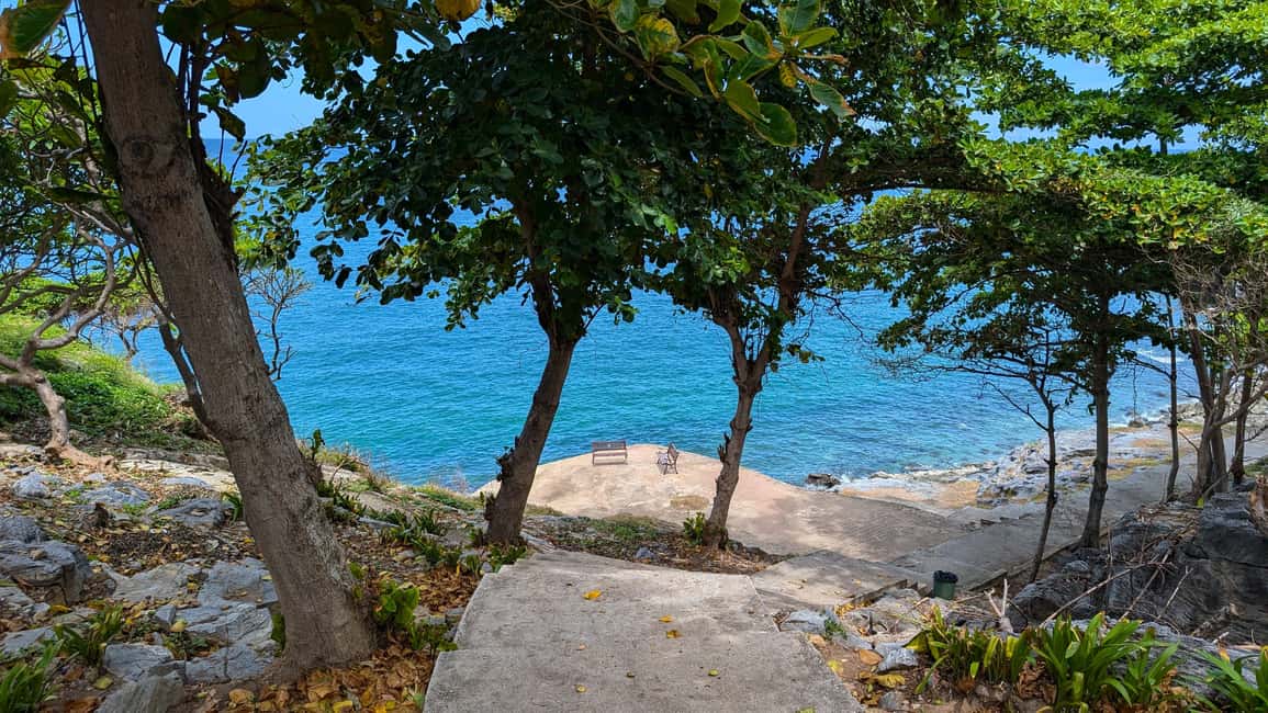 Bild Nr. 16 von Von Pattaya aus: Tagestour Koh Sichang Island mit Tuktuk Tour Aktivität in Bangkok, hochgeladen vom Anbieter