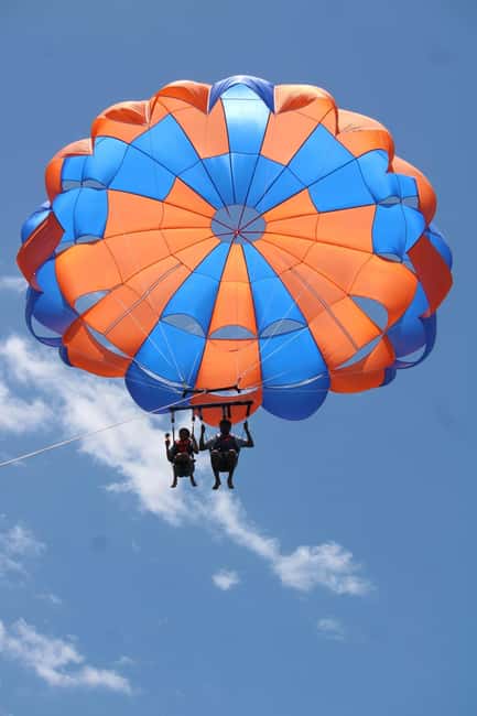 image n.6 of Parasailing Vilamoura activity in Vilamoura, uploaded by supplier
