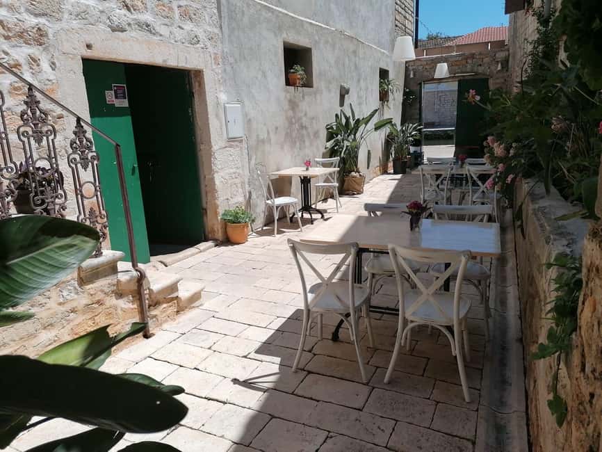 image n.10 of Hvar: Hvar Wine Tasting Experience activity in Zagreb County, uploaded by supplier