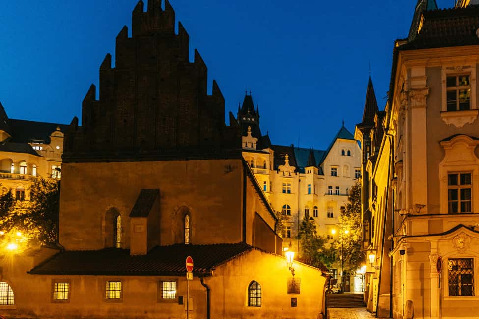 imagem n.4 de Praga: Excursão mal-assombrada nocturna a pé, fantasmas e lendas atividade em Praga, carregada pelo fornecedor
