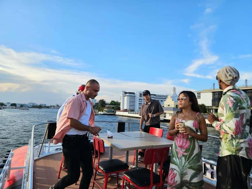 image n.43 of Bangkok: Chao Phraya Booze Cruise With Unlimited Drinks activity in Bangkok, uploaded by supplier